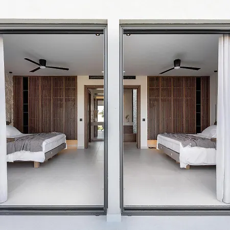 Villa Pnoe - Seafront Experience *
